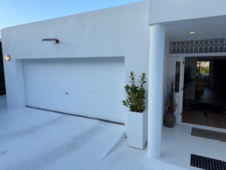 To Let 3 Bedroom Property for Rent in Hout Bay Western Cape
